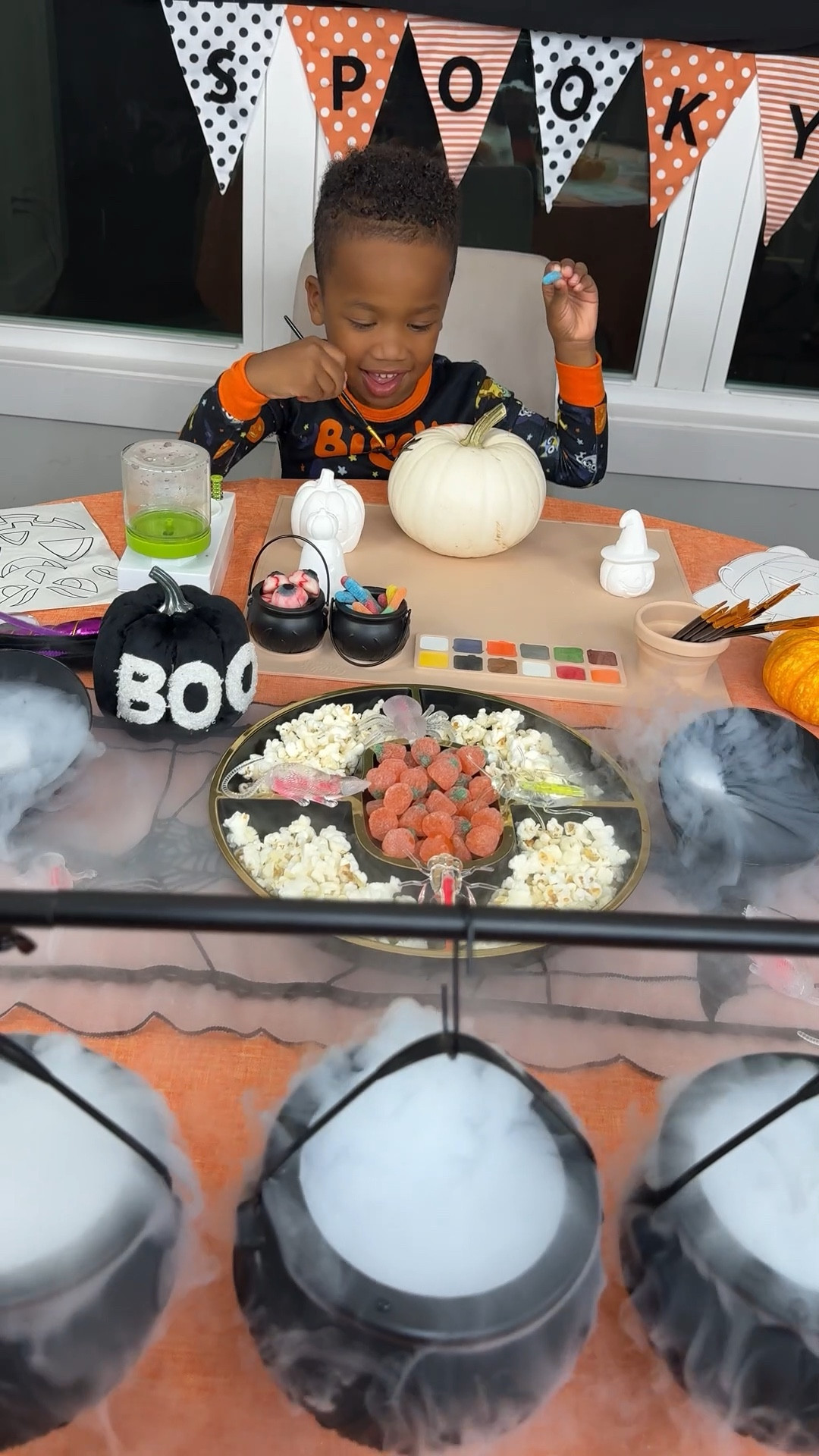 Spooky Painting Station: Halloween Painting Station for kids 

#LTKKids #LTKHalloween #LTKSeasonal