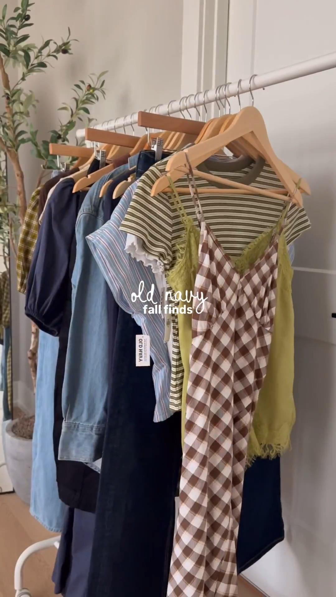 40% off right now, these fresh finds are ones to wear now and into fall

Old navy finds, fall finds, fall style

#LTKdayinmylife #LTKSeasonal #LTKootd