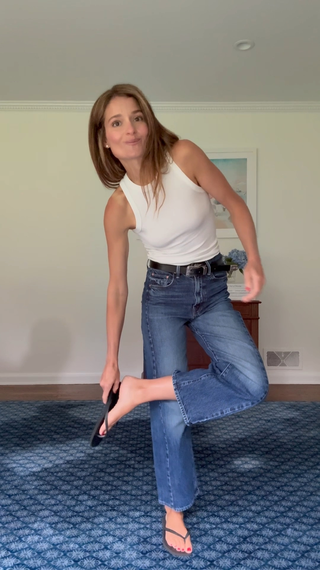 Friday OOTD 🖤

Sizing Notes 〰️
jeans: run tts, wearing a size 25
tank: runs tts, wearing a small


#LTKFindsUnder50 #LTKSeasonal #LTKFindsUnder100