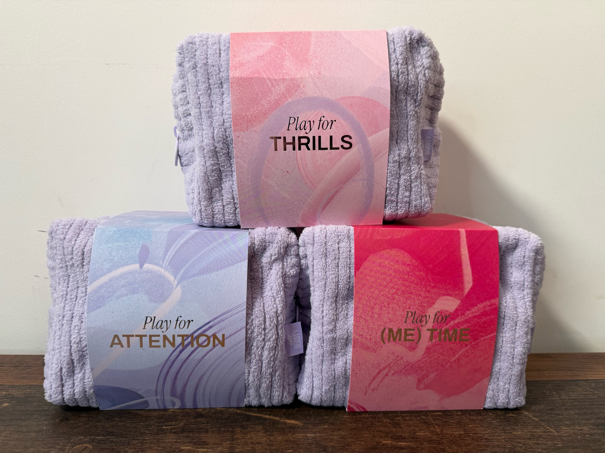 🎁 Cult Beauty The Little Luxuries Edits
📦 The boxes retail for £25 each and are worth between £95 - £150
(Boxes Purchased by me)
£5 OFF Cult Beauty (new customers) CRYSTAL-RF
.
.
#cultbeauty
#cultbeautyedit
#cultbeautyedits
#cultbeautythelittleluxuries
#cultbeautyholidayedits
#christmasgifts2024
#skincare
#skincareroutine
#skincarecommunity
#beautyblogger
#ukbeautybox
#beautybox
#playforattention
#playformetime
#playforthrills


#LTKluxury #LTKbeauty