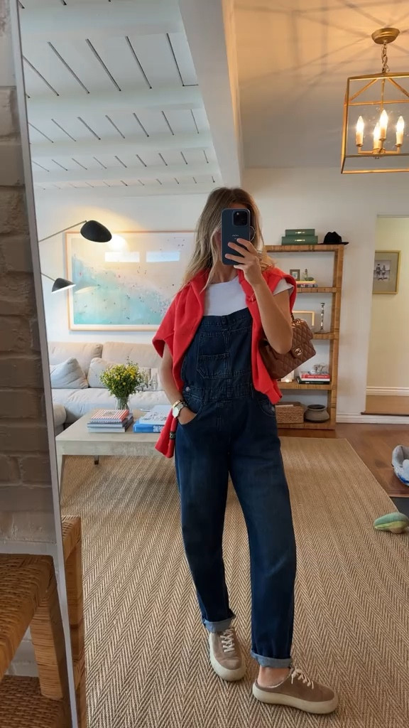 A quintessential me outfit ❤️
