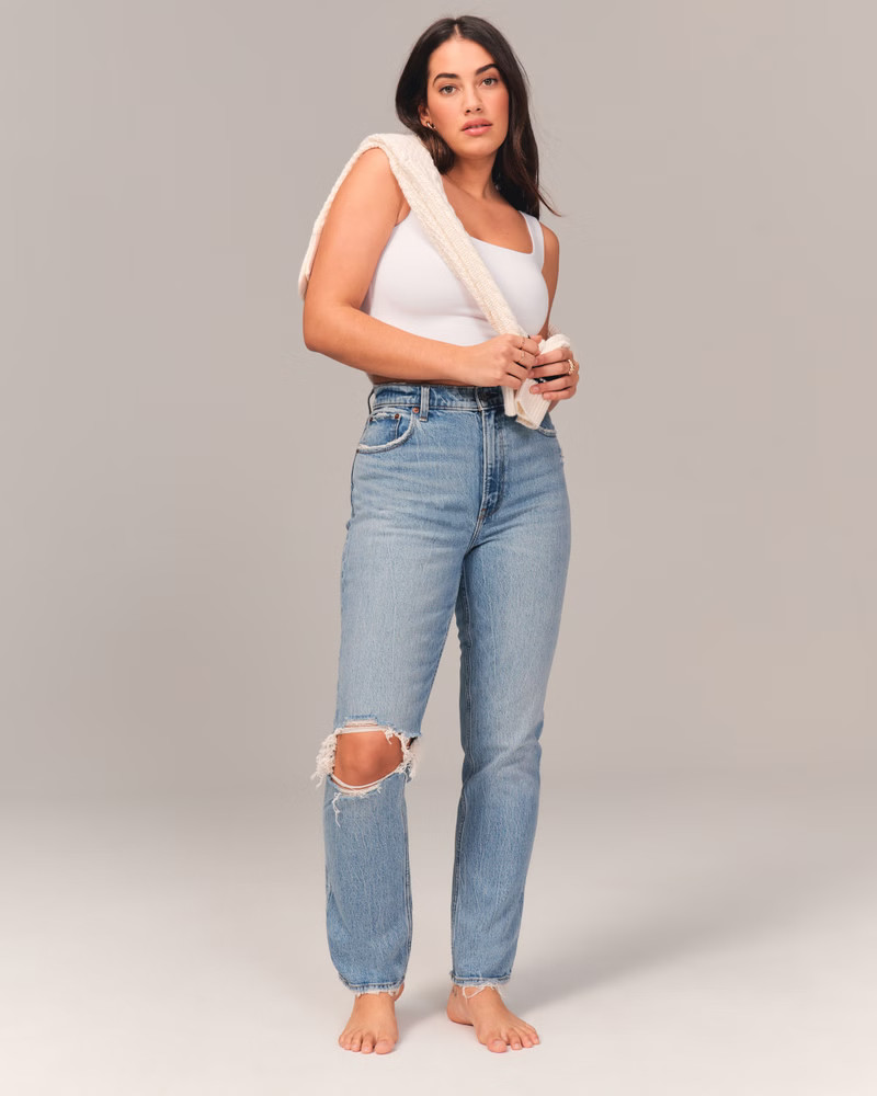 Curve Love Ultra High Rise 90s Straight Jean | Abercrombie & Fitch (US)