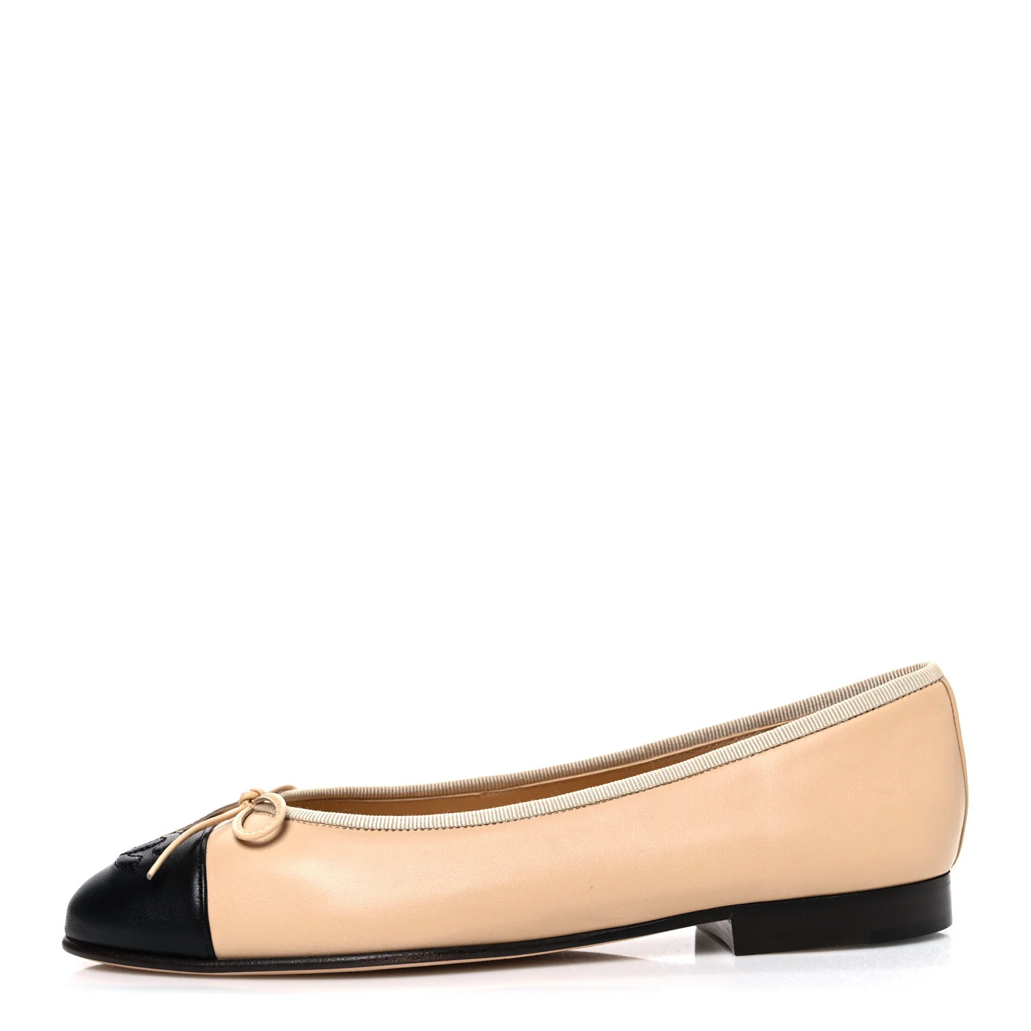 Chanel Lambskin Cap Toe CC Ballerina Flats 38 Beige Black 1881487 | FASHIONPHILE (US)