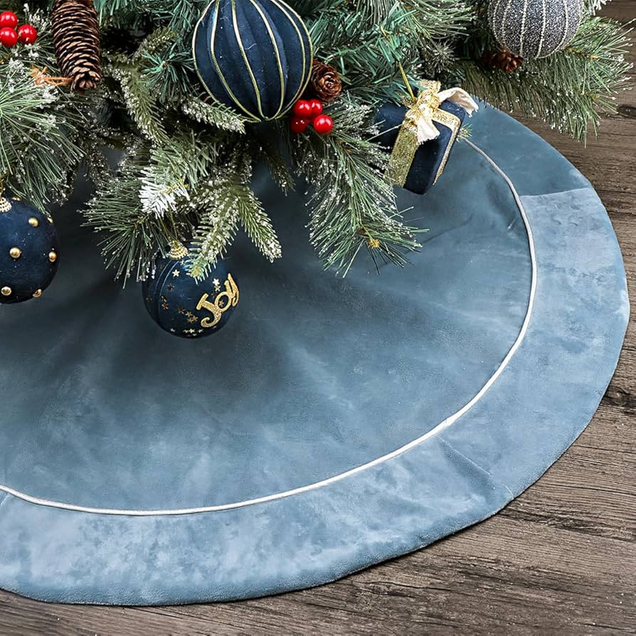 Christmas Tree Skirt: 36 Inch Blue and Silver Luxury Velvet Plush Fur Christmas Tree Skirts, Vint... | Amazon (US)