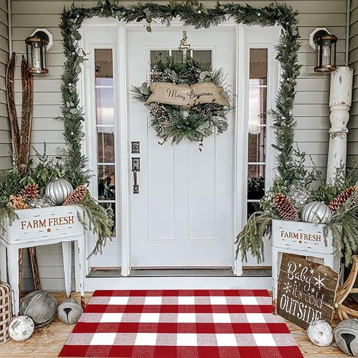 Christmas Plaid Outdoor Rug, 2'4" x 3'7" Red&White Check Indoor/Outdoor Area Rug, Layering Rug fo... | Amazon (US)