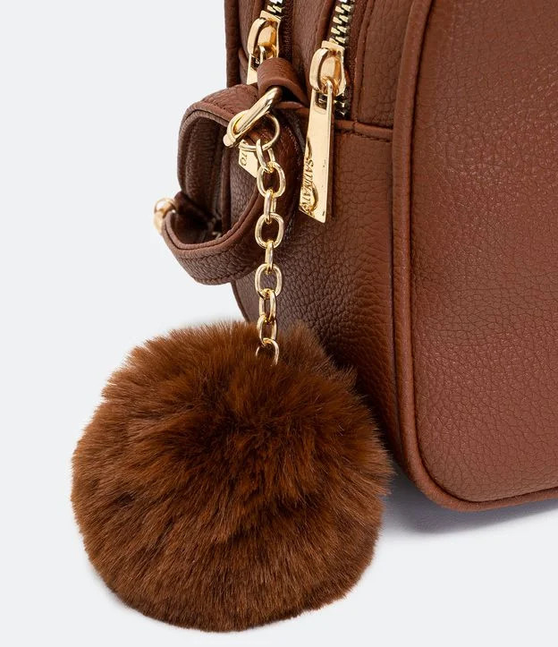 Bolsa Transversal Floater com Pompom Marrom | Renner (BR)