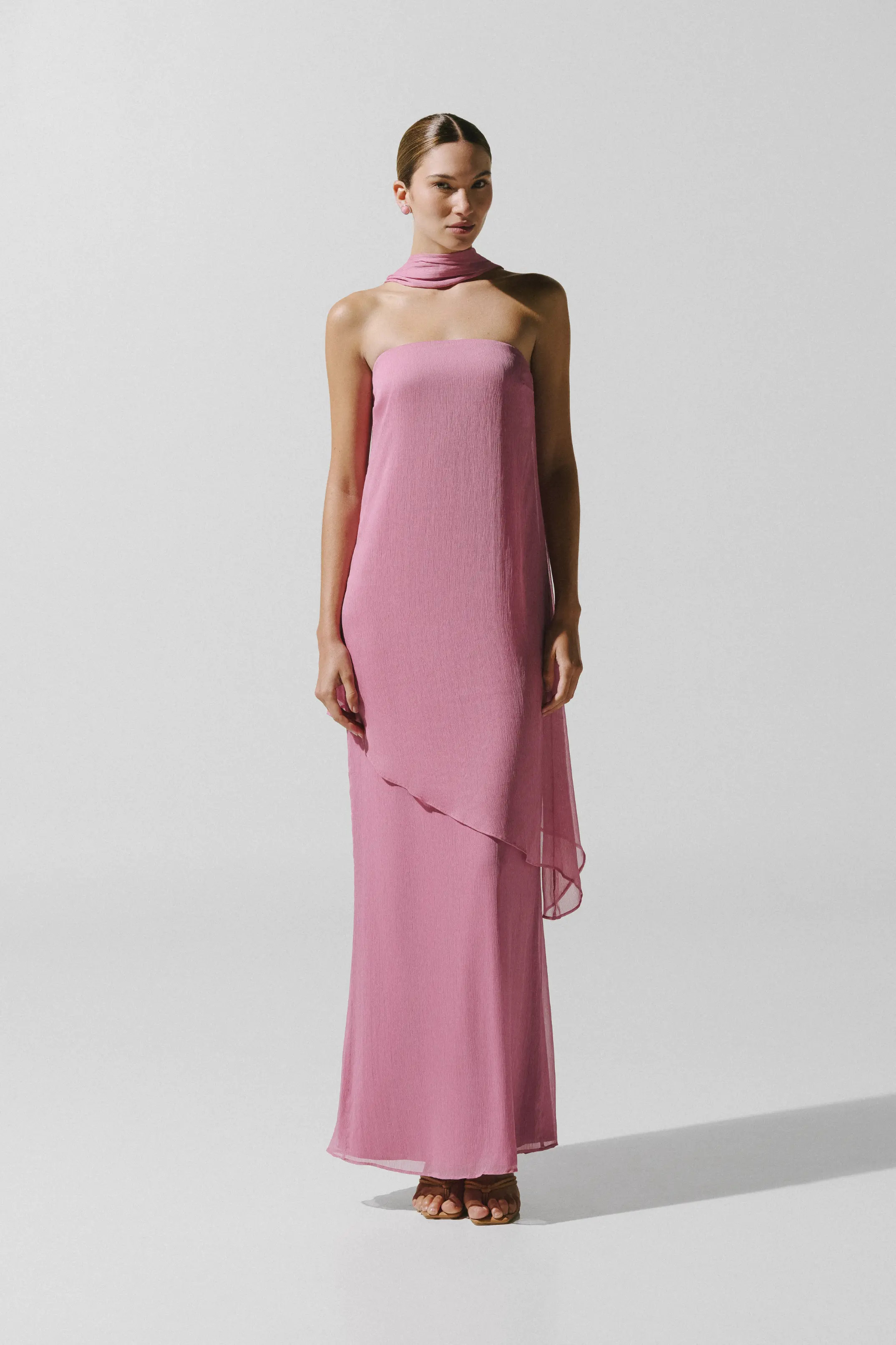 El Maxi Dress Pink in Chiffon - High Summer 26 | BAOBAB INT