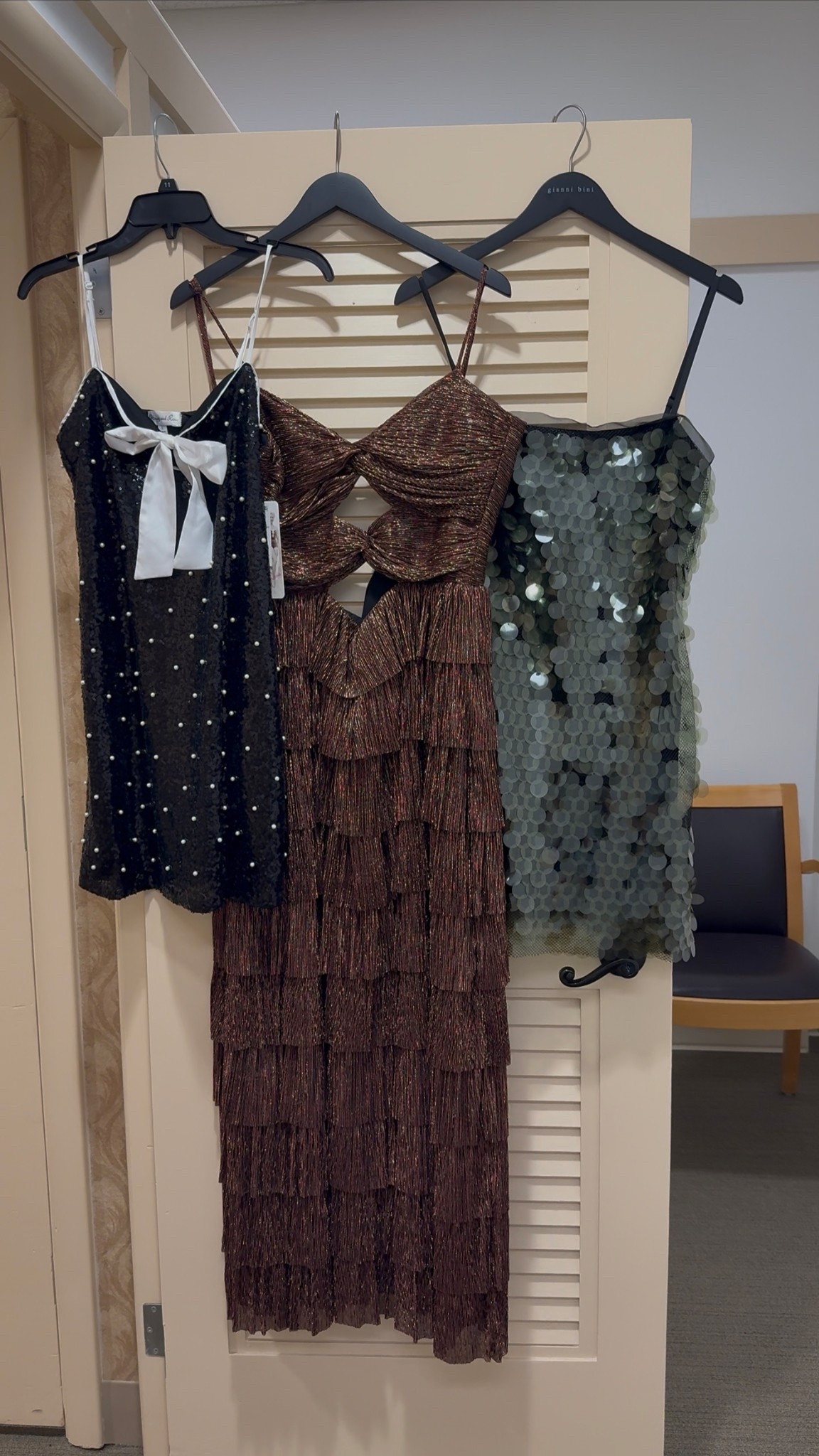 The perfect dresses for “metallic, sparkle, champagne, bronze” theme! 

#LTKParties #LTKCon #LTKStyleTip