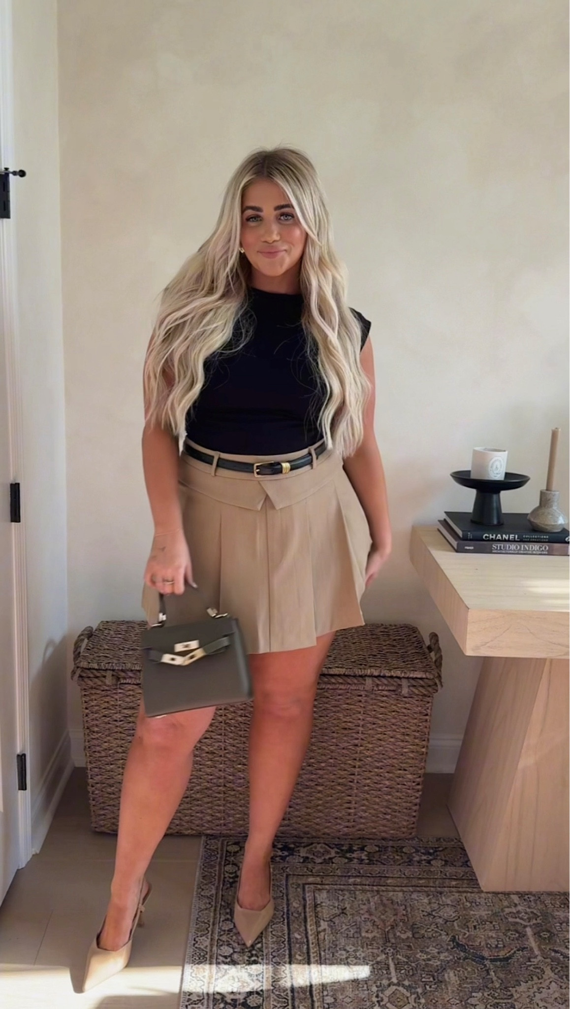 Vici outfit idea🤎 this skirt waistband is so cute and different! Bag is sold out but linked similar from Amazon! Use code KELSEYSAVE25 on vici items #sale #vici #fall 

#LTKSeasonal #LTKSaleAlert #LTKMidsize