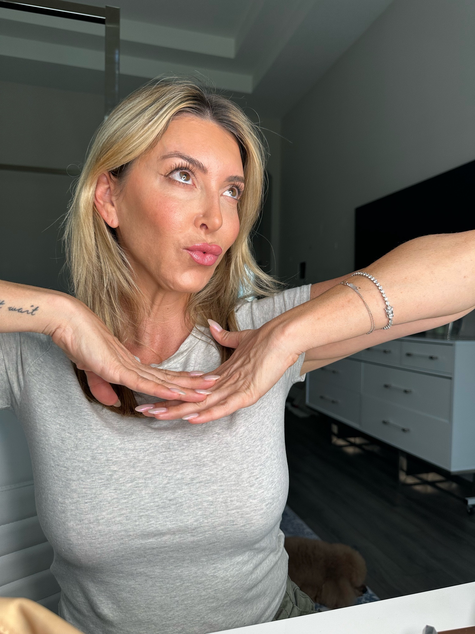 GRWM 

#LTKBeauty #LTKFindsUnder100 #LTKOver40