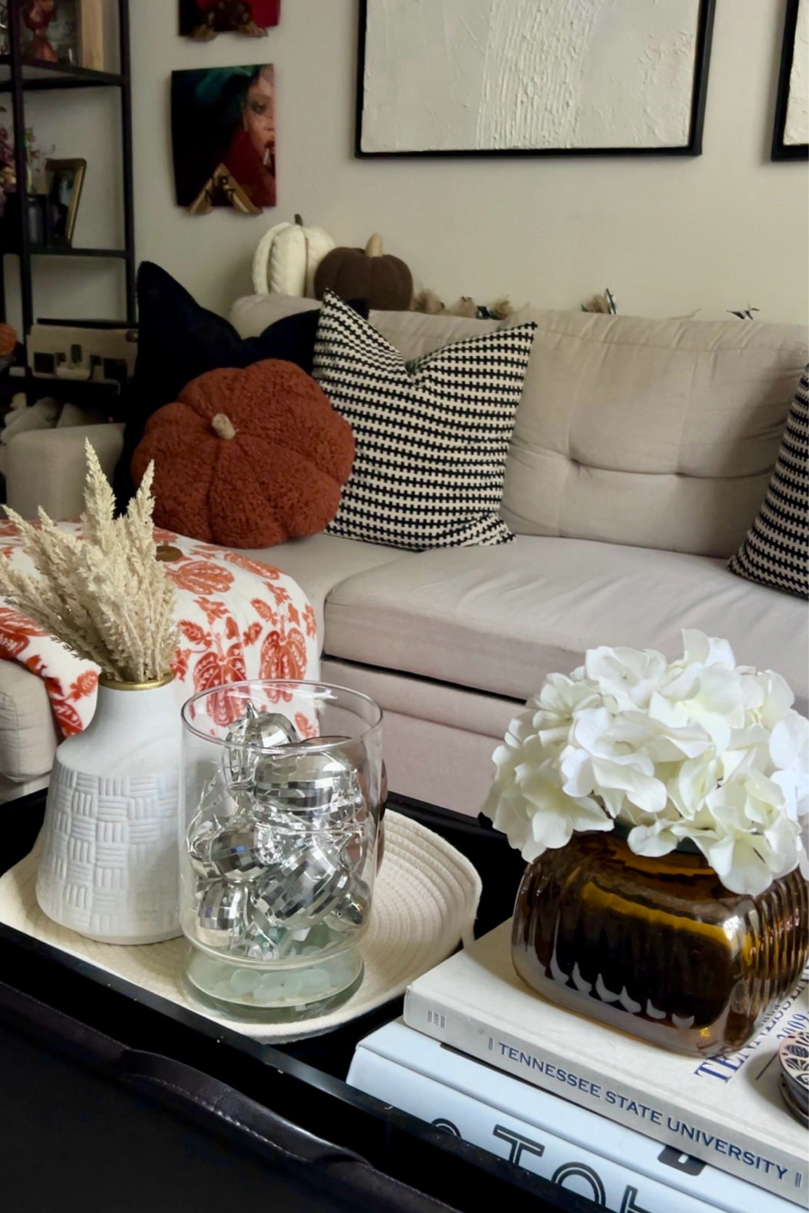 Have you started decorating for fall and need some inspo?

#LTKStyleTip #LTKHome #LTKSeasonal