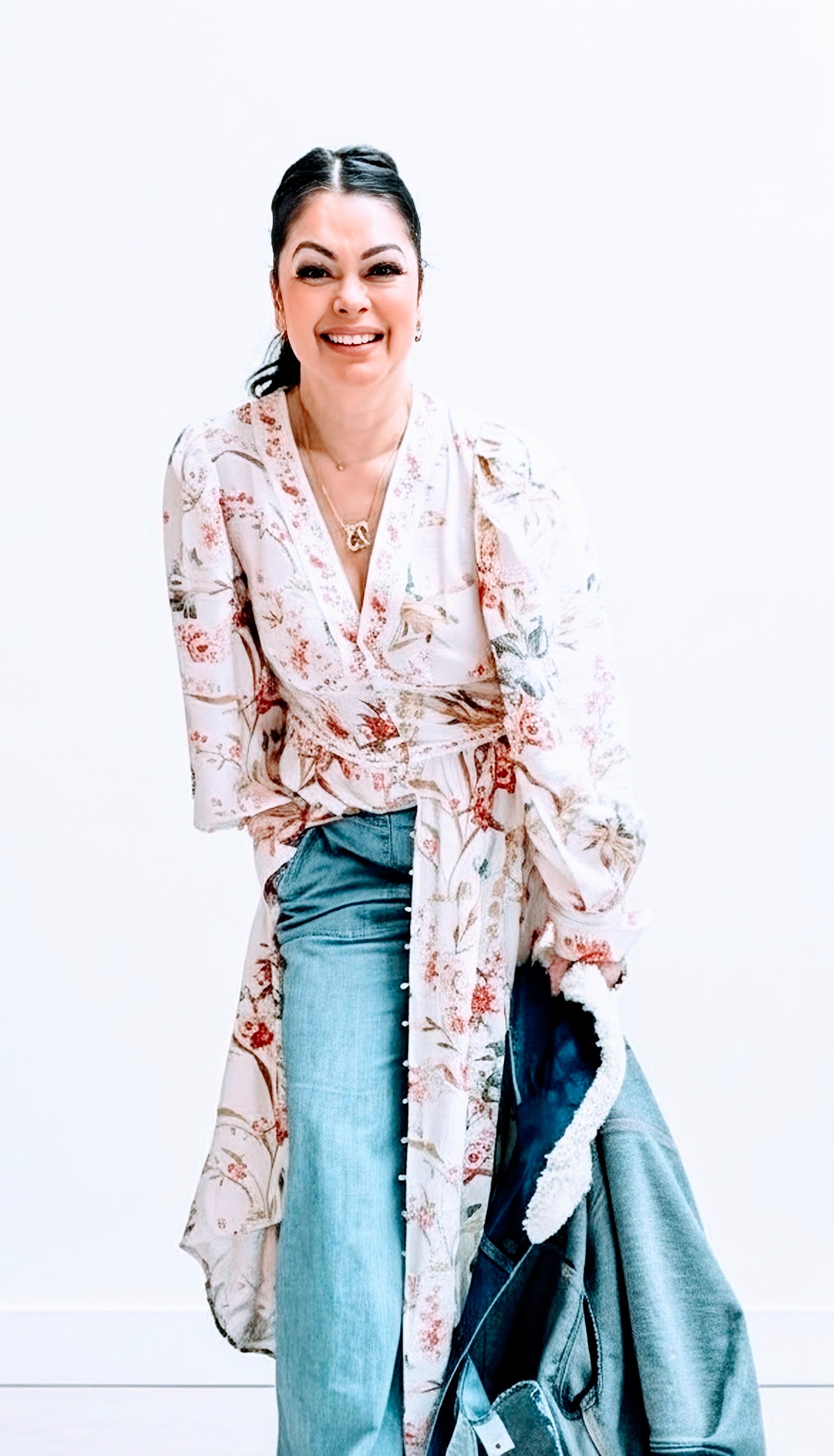 The perfect versatile dress. Comfy jeans!

#LTKTravel #LTKWorkwear #LTKgrwm