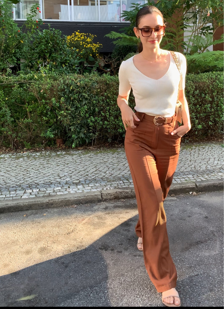Quem não ama uma wide leg?

#LTKeurope #LTKbrasil #LTKbeauty