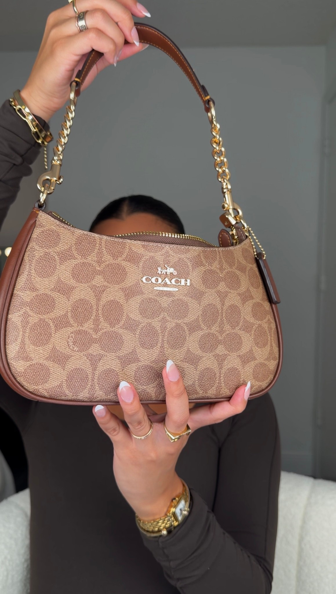 #ad My everyday bag lately 🤎

The Teri Shoulder Bag in Signature Canvas from @coach fits so much and goes with everything. Sharing a little “what’s in my bag” moment today.

#coachpartner #coachNY @Shop.LTK #liketkit #LTKspring 

#LTKWorkwear #LTKU