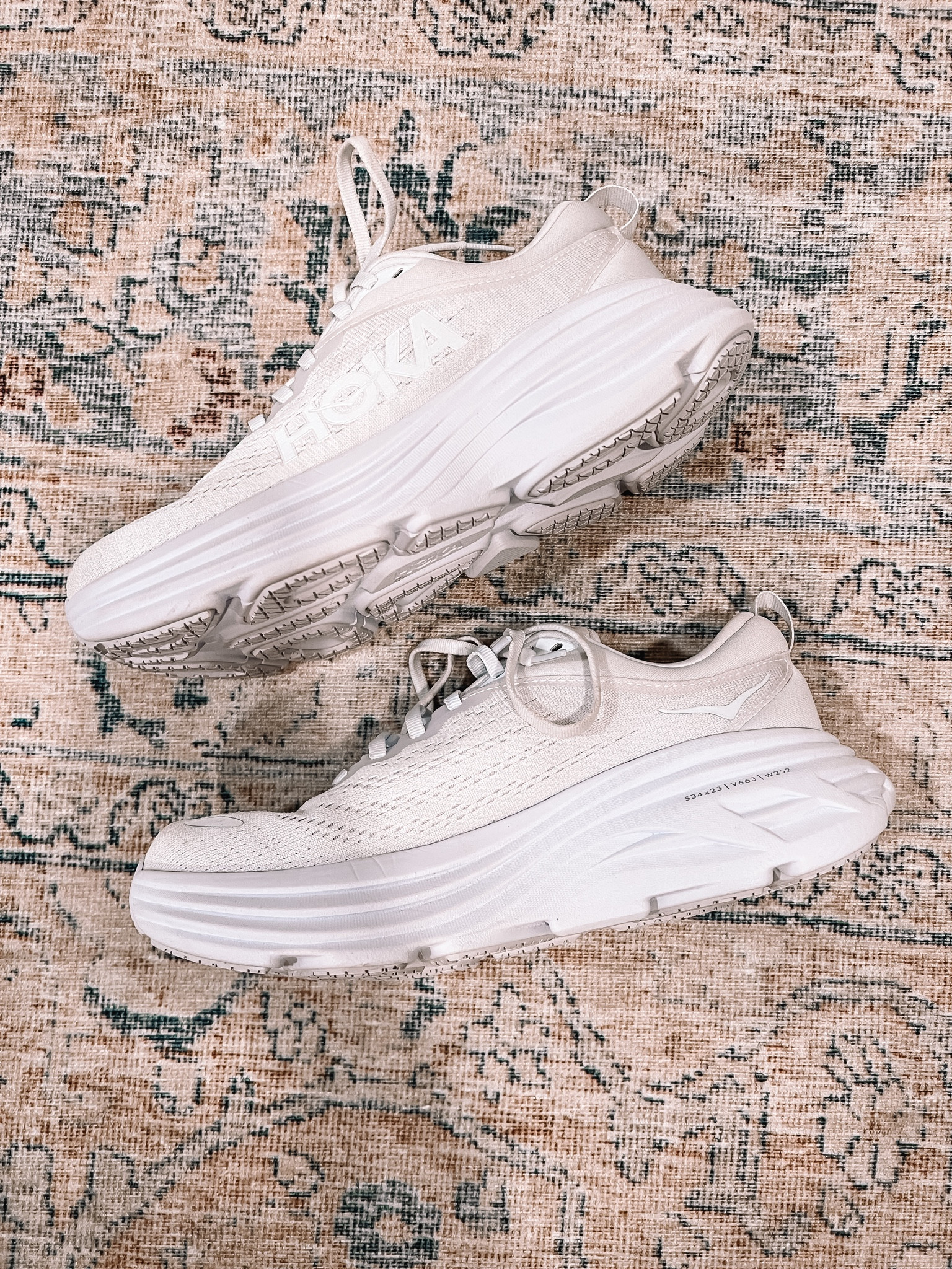 Have been wearing these shoes on repeat! Like walking on a cloud☁️ they are true to size!