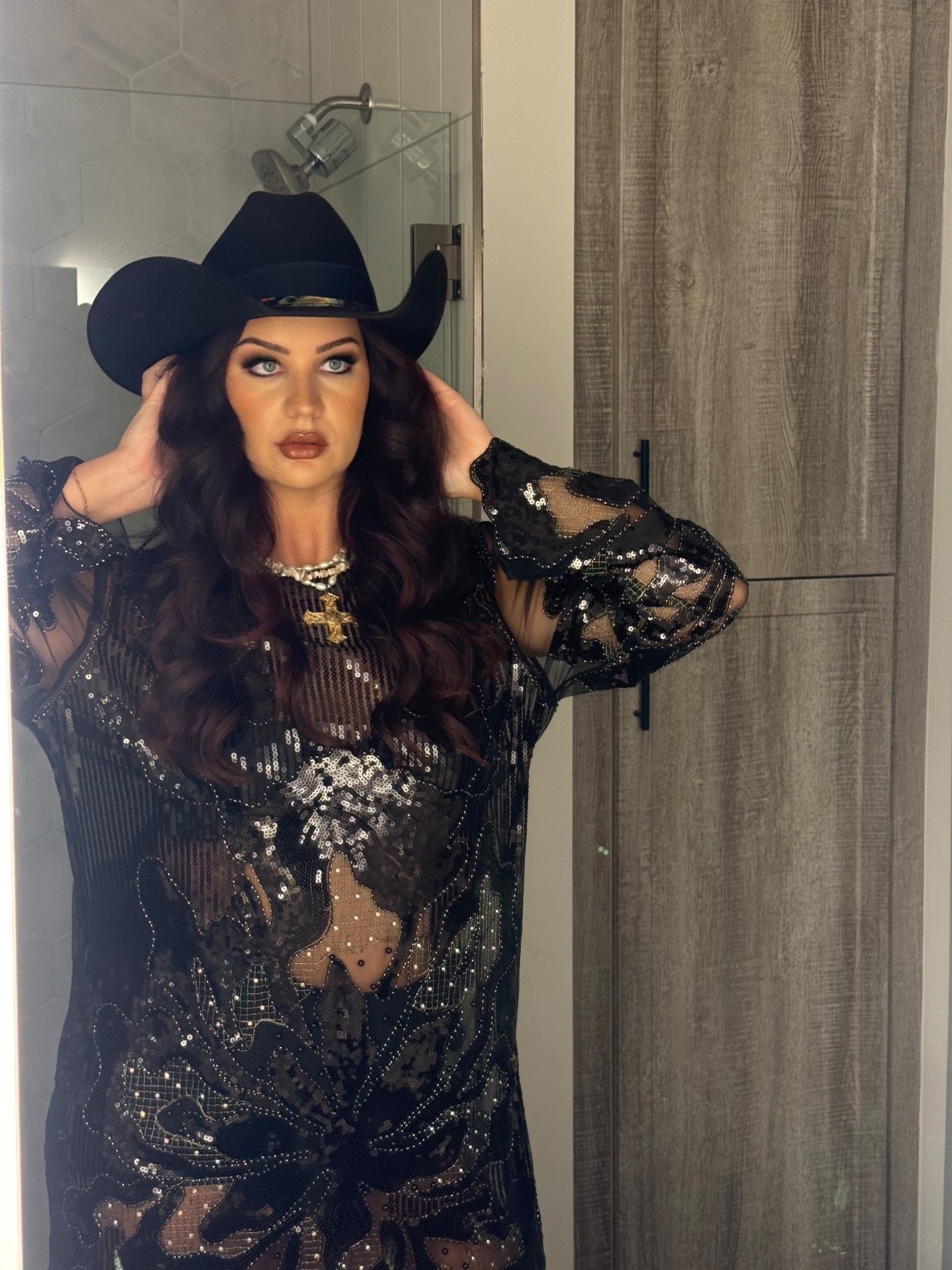 CMA awards pre-show outfit last night ✨ I’m 5’11 wearing a size L in the dress! It was perfect for a nashville night out 

#LTKFindsUnder100 #LTKgrwm #LTKHoliday

#LTKSeasonal #LTKHoliday #LTKTall