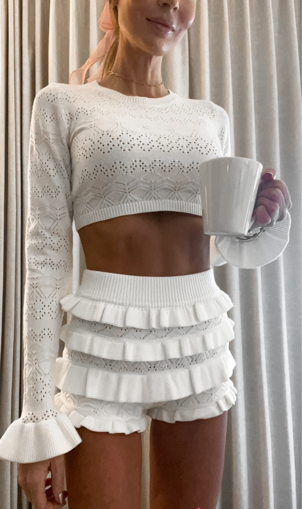 Ruffle knit set pajamas loungewear cozy sexy ruffle shorts crop sweater Edikted 
