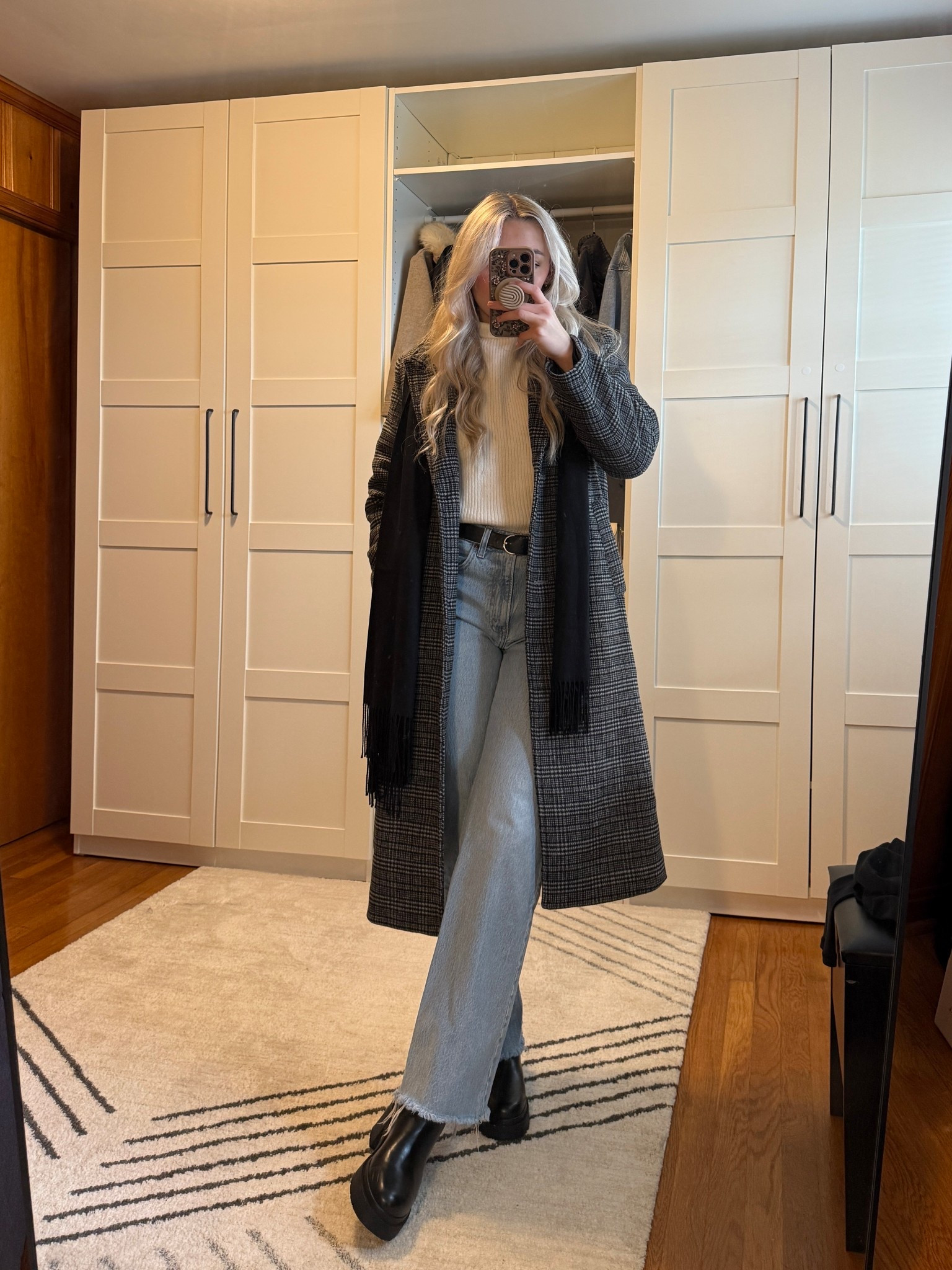 Winter, winter outfit, winter fashion, winter 2025, ootd, cold weather outfit, date night winter, trendy, layers, overcoat, sweaters 

#LTKHoliday