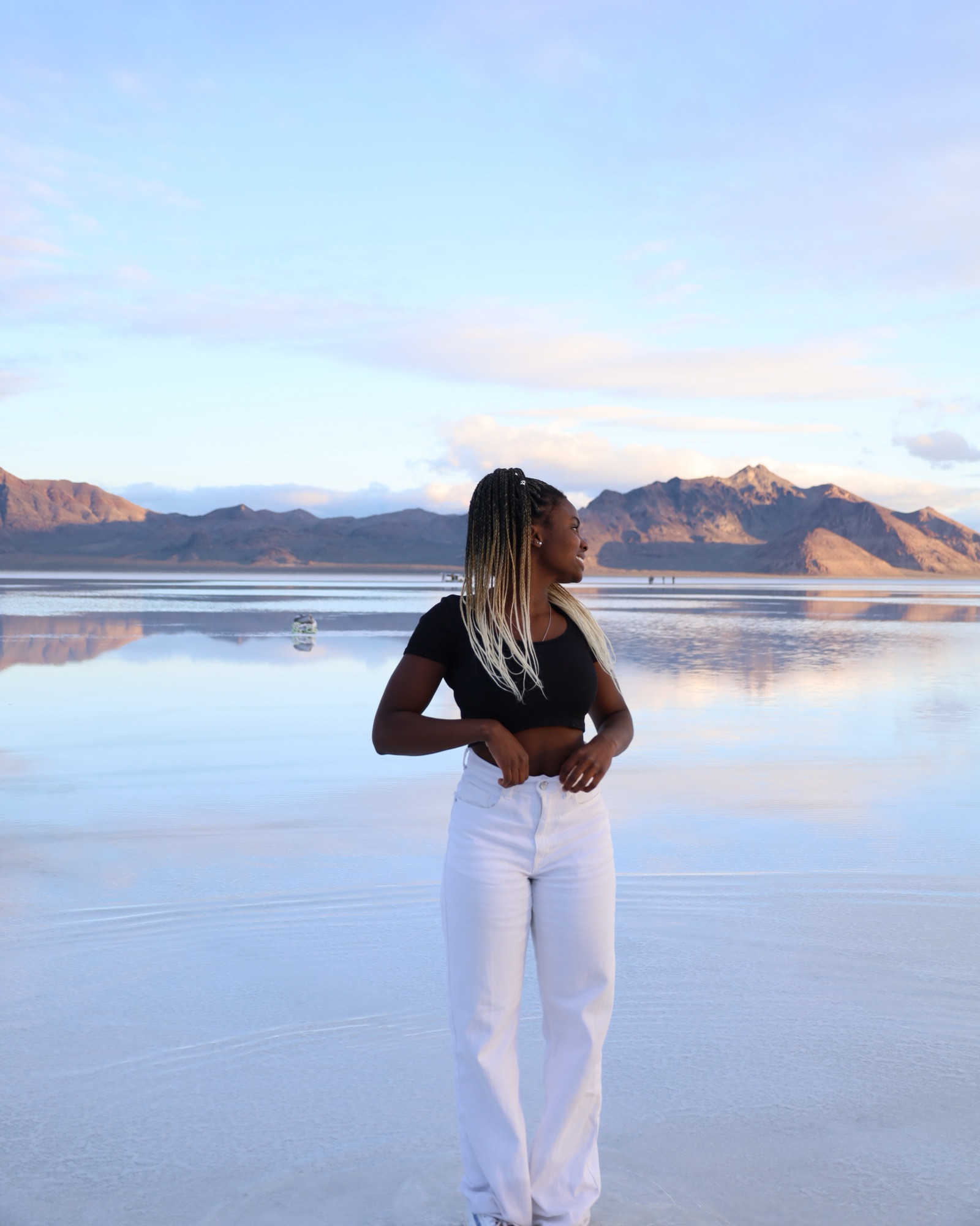 Top: S
Jeans: US 4

#LTKActive #LTKTravel #LTKSeasonal
