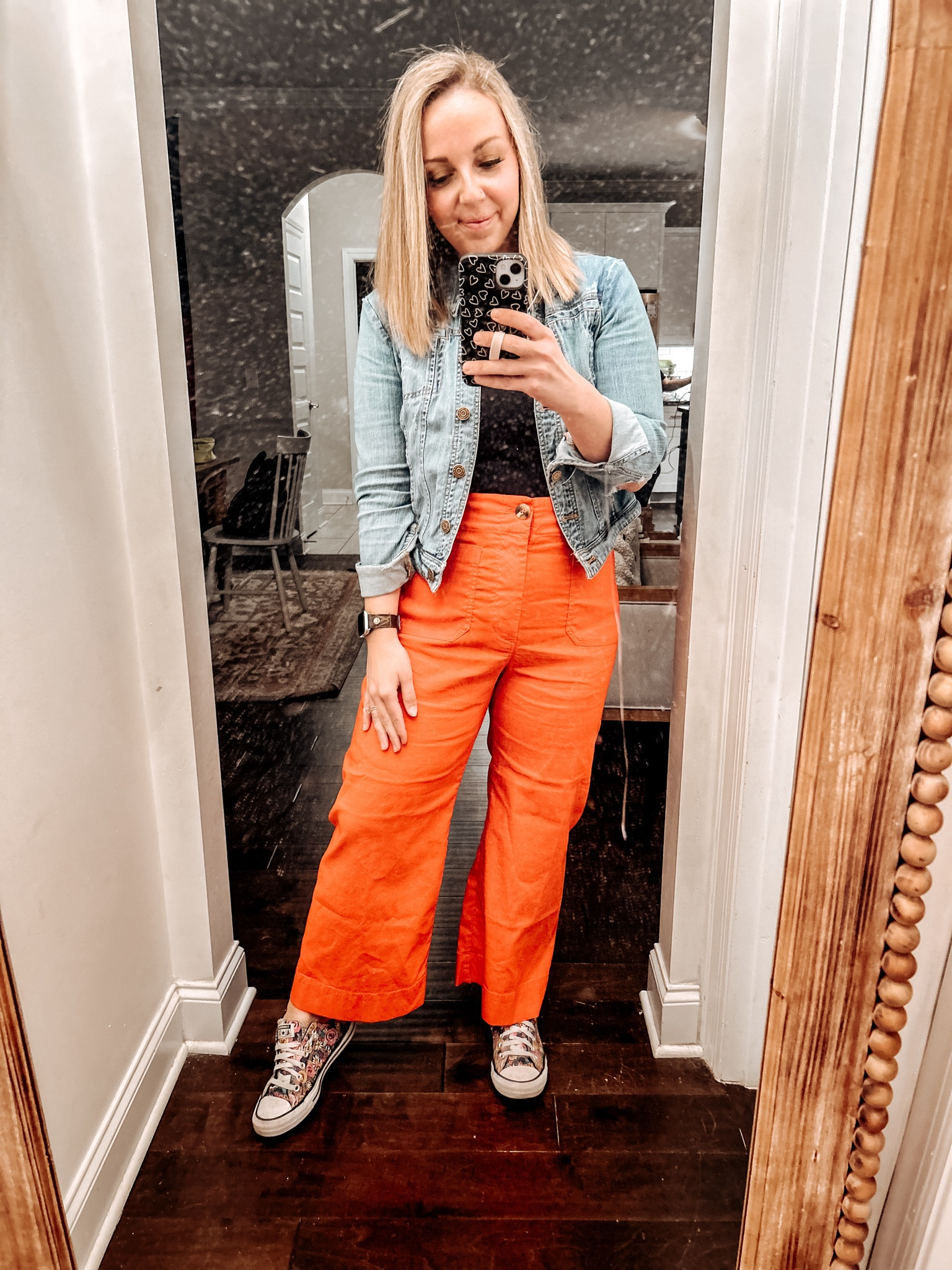 Ignore my dusty mirror and focus on these orange crop pants that you need in your closet for spring! They’re super lightweight and stretchy!

I’m in a 31 but should have sized down! 


Teacher outfits, spring outfits, colorful pants, Anthropologie, orange, Tennessee orange, effortless looks, easy looks, on the go style, colorful style, pop of color 

#LTKmidsize #LTKstyletip #LTKworkwear