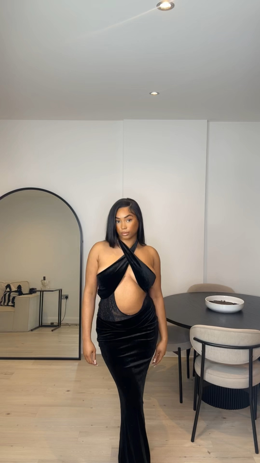 VALENTINES OUTFIT
#OOTD #outfitinspo #valentinesdayoutfit #dinnerdate #dinnerinspo #mtl #Ibd #fashioninspiration #fashionideas #valentinesdayoutfitideas
#valentinesdaydresses #valentinesday2025 
#maxidresses #blackgirl



#LTKpartywear #LTKFashionMonth #LTKdatenight