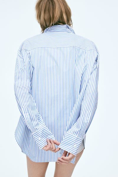 Oversized Poplin Shirt - Long sleeve - Long - Sky blue/striped - Ladies | H&M US | H&M (US + CA)