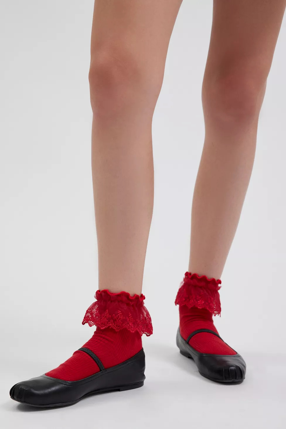 Ruffle Ribbed Crew Sock | Urban Outfitters (US and RoW)