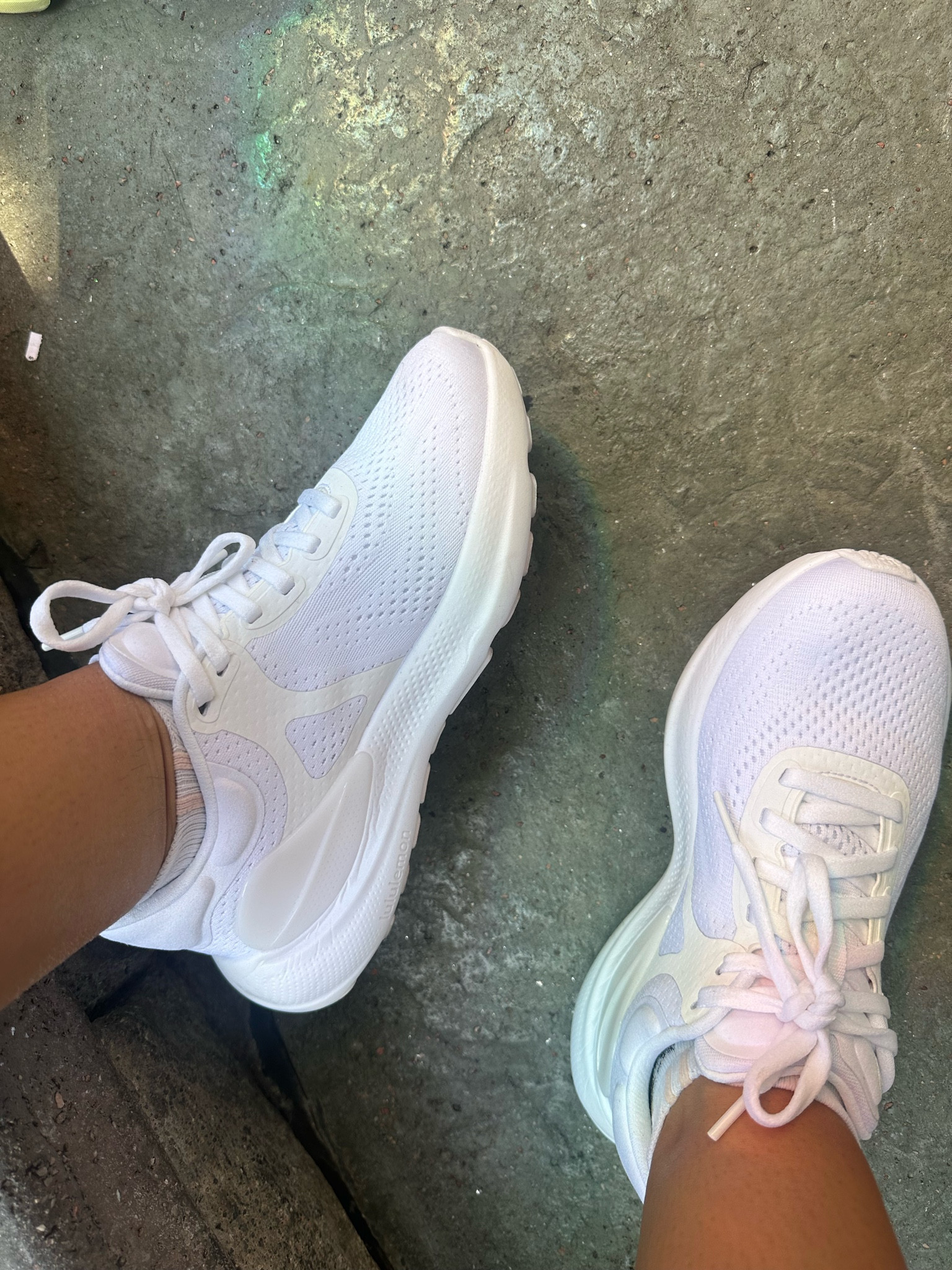 The best shoes for Disneyland 👟

#shoes #lululemon #disneyland 

#LTKActive #LTKShoeCrush