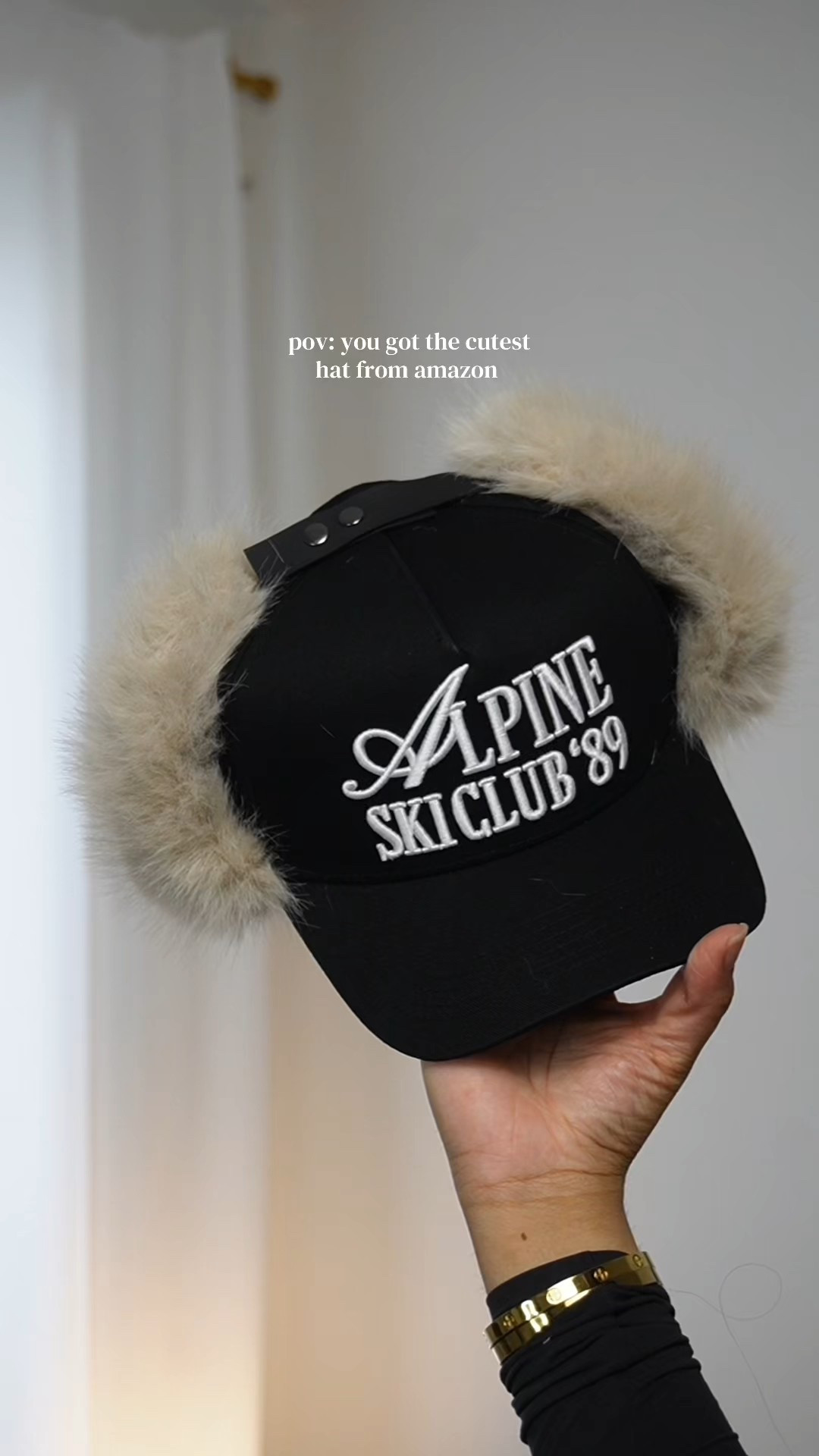 the cutest hat from amazon 😍 such good quality from the embroidery to the fur everything about this hat from amazon is so cute and definitely a must have 🔥 | #amazonfashion #amazonfashionfind #amazonfashionhaul #amazonaccessories #chynahj 