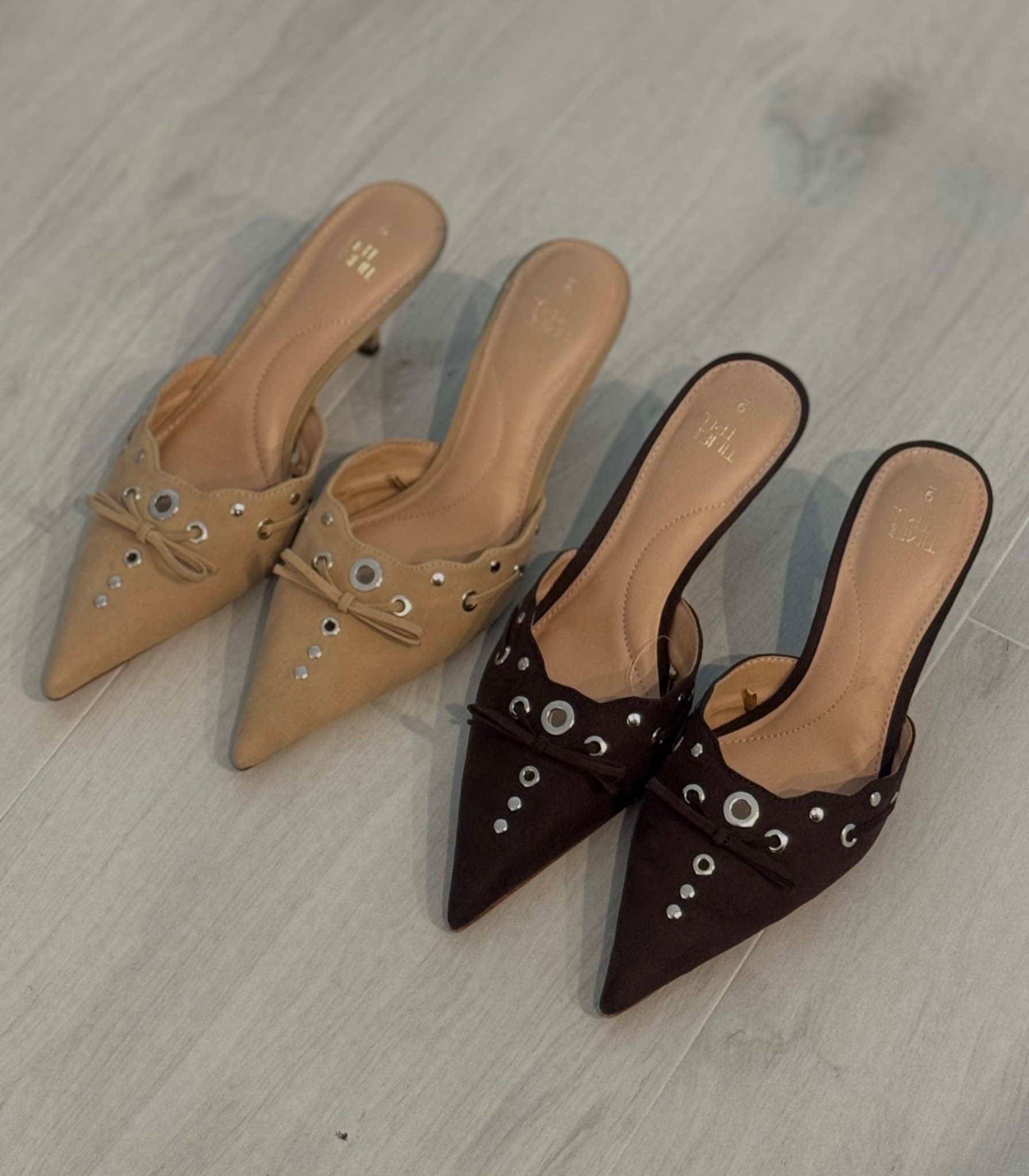 Wow I love these pumps so chic perfect for the fall 
#walmartfinds 