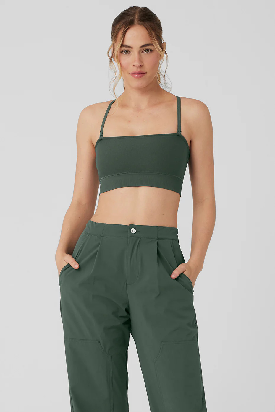 Thrill Seeker Bra - Dark Cactus | Alo Yoga (US)