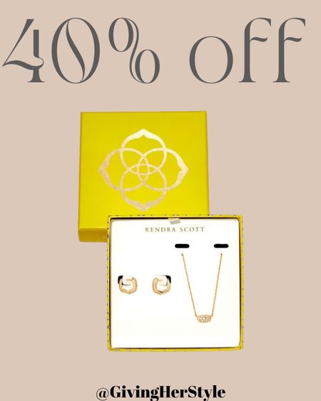 40% off select items at Kendra Scott! 
| sale | Kendra Scott | gift set | gift guide | deals | jewelry | gold jewelry | sale alert | 

#LTKGiftGuide #LTKHoliday #LTKsalealert
