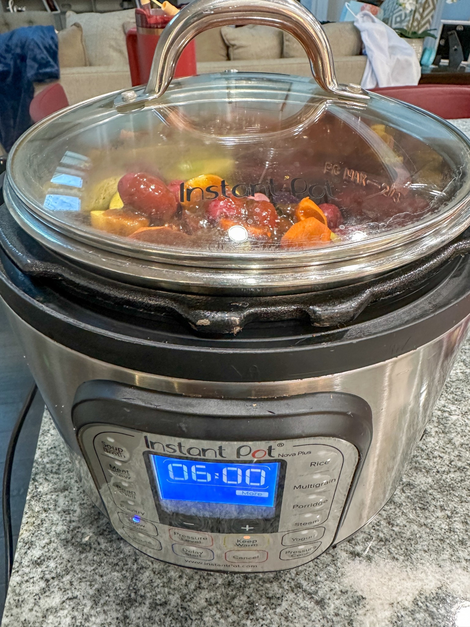 Using my Instant pot to make my easy pot roast. #potroast #instantpot #homecook #foodie #kitchenappliances 