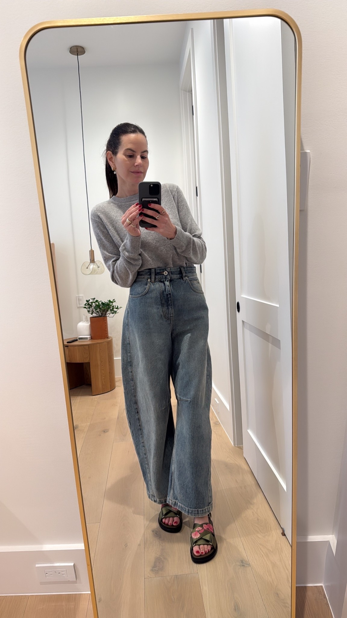 My sweater is on sale! Shopbop sale is live from 9/29-10/2!
15% off $200
20% off $500
25% off $800

Use code STYLE


Women’s fashion, fall fashion, fall style, fall outfits, fall outfit inspo, fall ootd, outfit ideas, trendy fashion, chic style, Shopbop, Shopbop sale, seasonal fashion, fall outfit ideas, outfit of the day, what to wear for 

#LTKStyleTip #LTKSaleAlert #LTKSeasonal