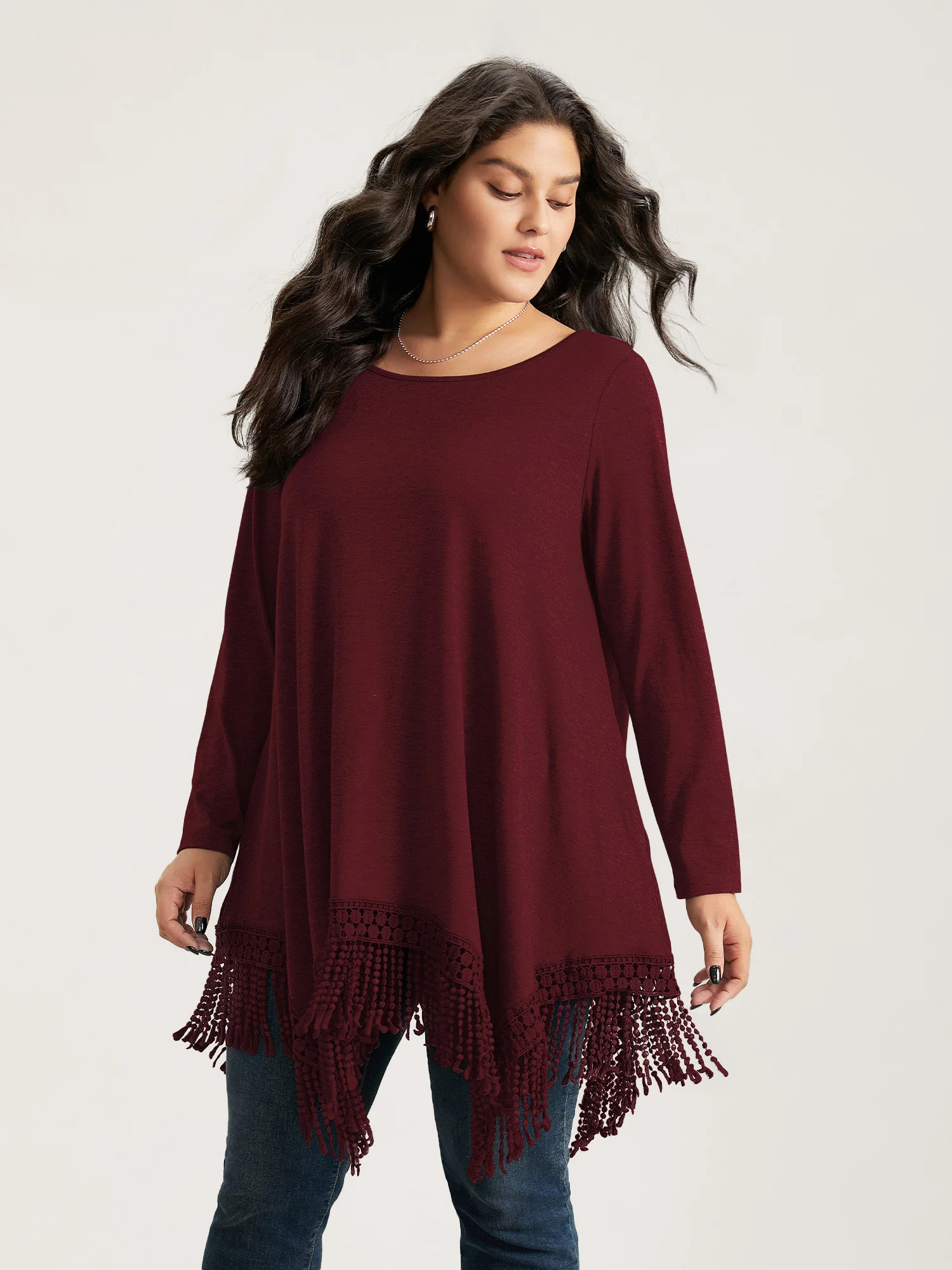 Solid Tassels Trim Pocket Asymmetrical Hem T-shirt | Bloomchic