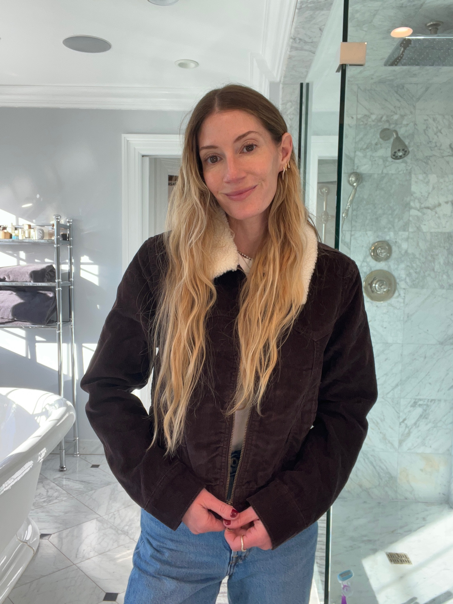 @levis is having a 40% off sale and here are my personal picks! In an xs in all and jeans true to size. 
#levis #levisLTKpartner 

#LTKCyberSaleIT #LTKfindsunder100 #LTKCyberWeek