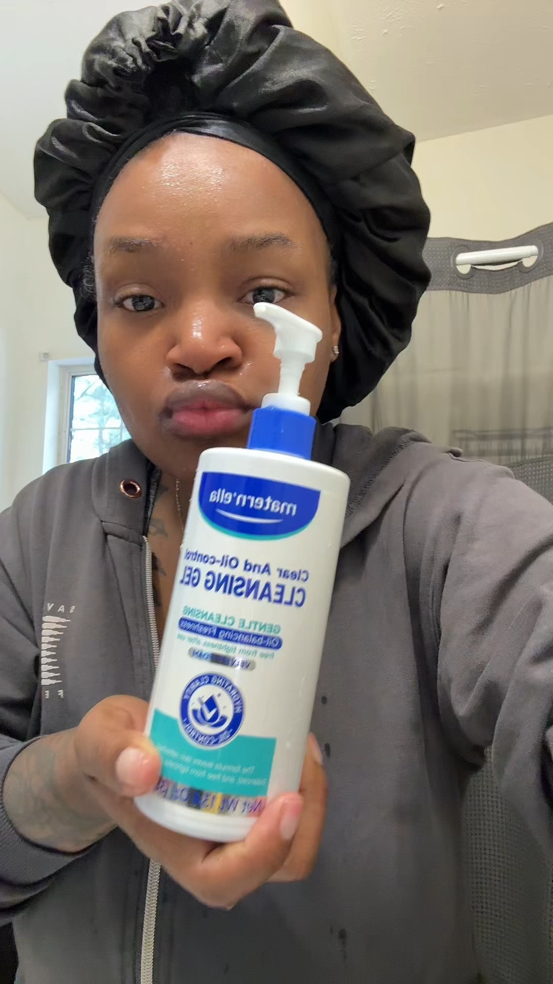 Skincare products that are actually doing what they’re supposed to do ✨🤍

Hydration.
Glow.
Barrier repair.
Brightening.

I’ve been intentional about what I put on my skin and it shows. Clean ingredients, products that score green, and routines that make sense for my dry skin.

I linked everything I’m currently using and loving so you can build a routine that works for YOU.

#SkincareRoutine #GlowingSkin #WinterSkinCare #HealthySkinJourney #BeautyEssentials #SelfCareRoutine #SkinFirst #ShoppingWithPriiincesss #Atlantamom #Atlantabloggers #Atlantablogger #AtlantaCreator #Atlantacontentcreators #Atlantacontentcreator

#LTKselfcare #LTKBeauty #LTKmorningroutine