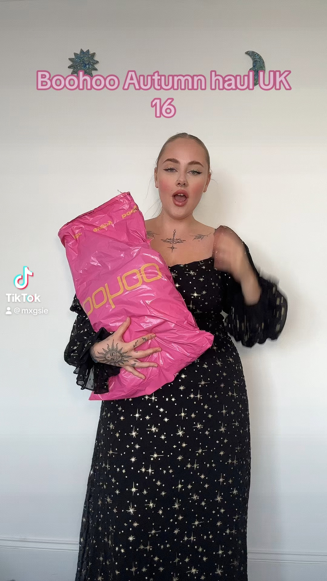 Boohoo autumn winter haul tracksuit joggers 

#LTKmidsize #LTKfindsunder50 #LTKVideo