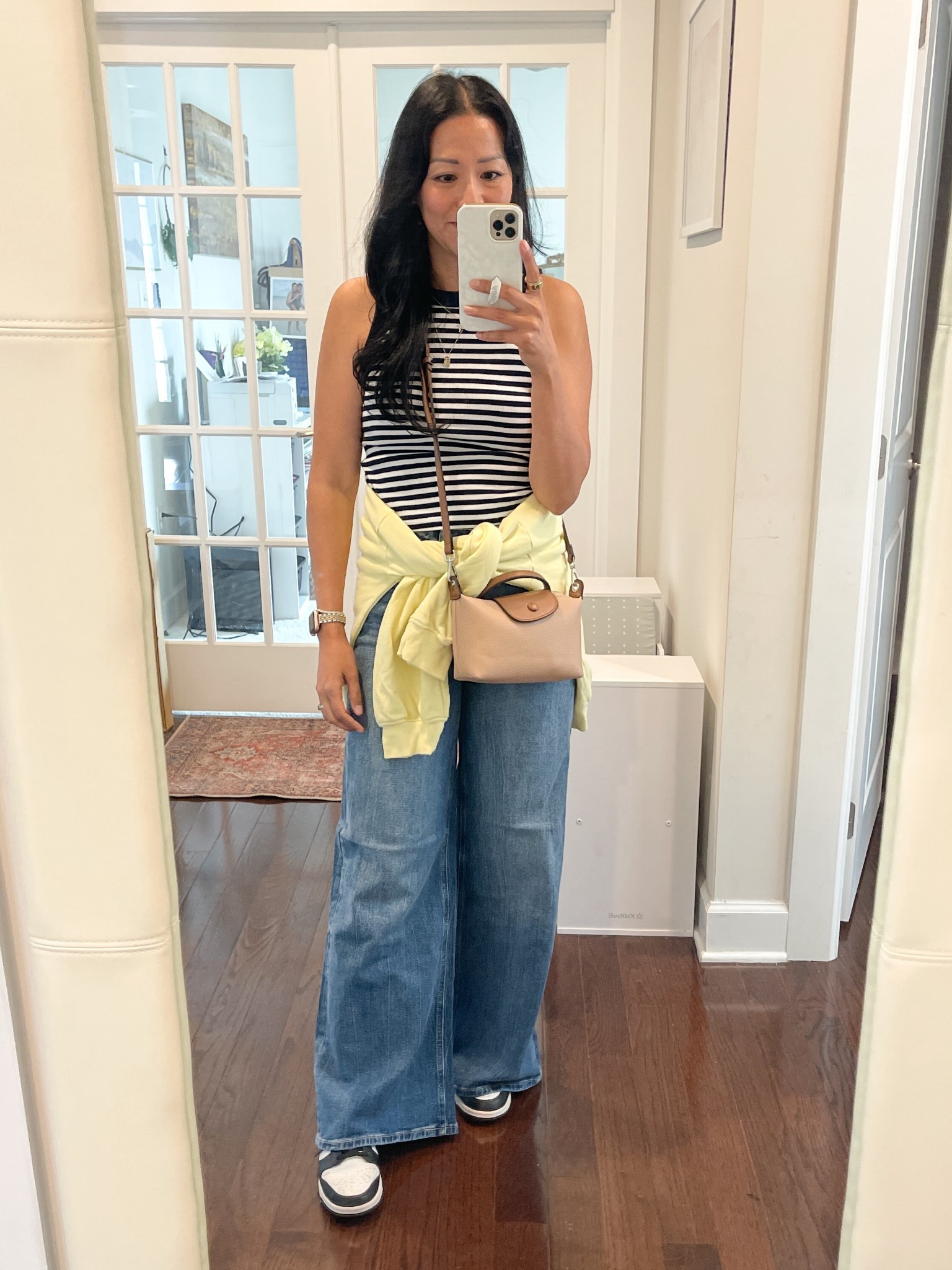 Size small tank
Size 26 jeans
Dunks are true to size 


#LTKFindsUnder50 #LTKootd #LTKSeasonal