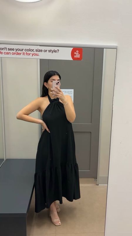 Black dress from @target 🎯🖤




#LTKfindsunder50 #LTKstyletip #LTKSeasonal