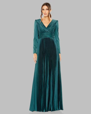 Ocean Pleated Long Sleeve V-Neck Gown | Mac Duggal