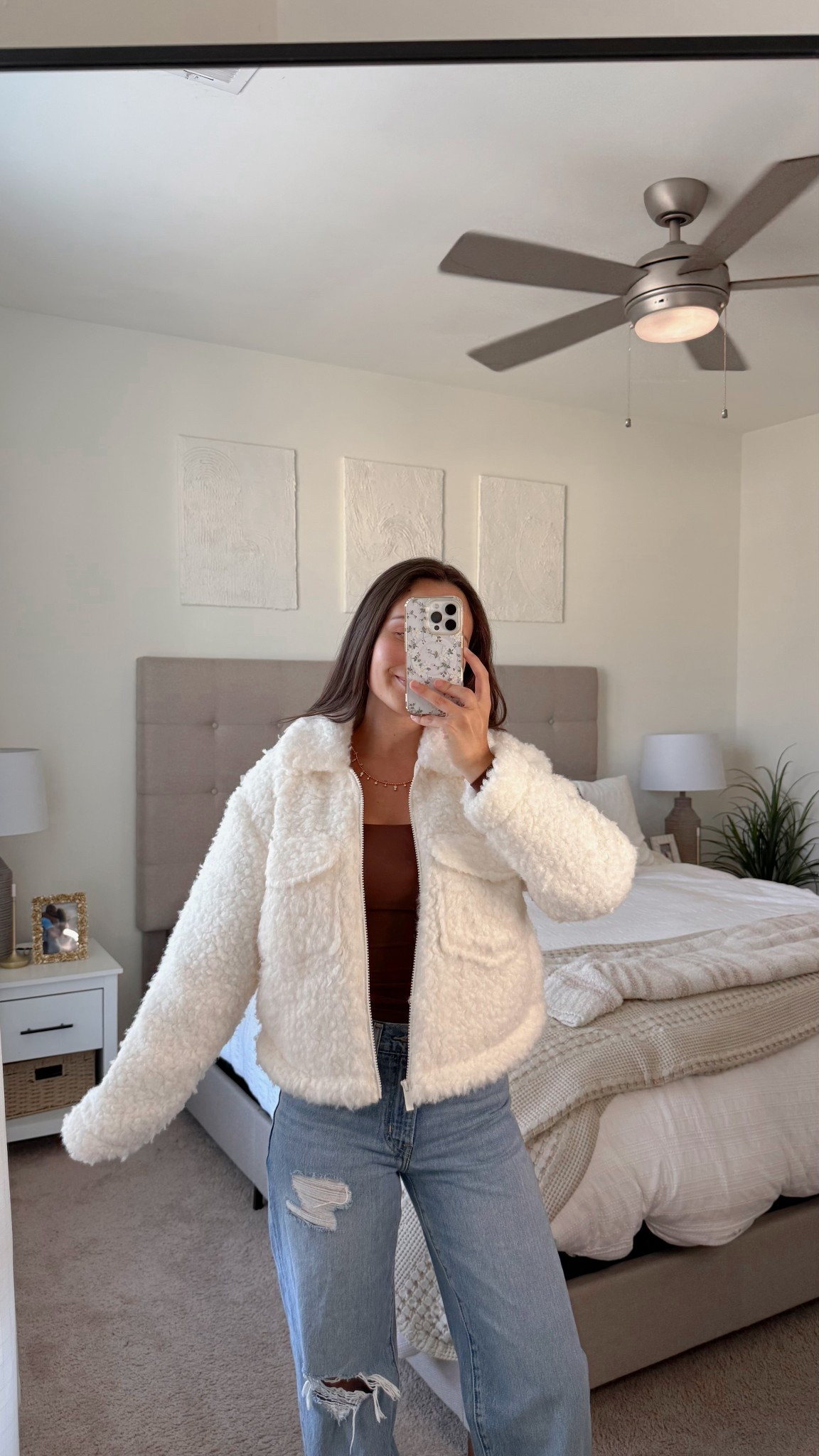 New target jacket in size XS.
—
Gift for SIL. Gift idea for best friend. Gift idea for mom. 

#LTKGiftGuide #LTKHoliday #LTKdayinmylife