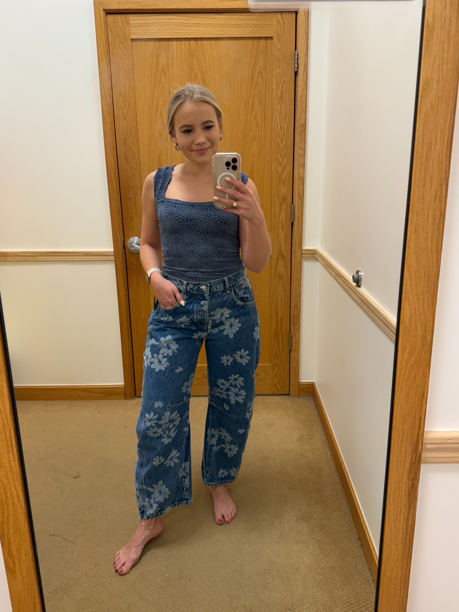 Put together this cute outfit! Didn’t think I would like the look of barrel jeans but I love this fun print and how they fit 🥰🥳


Spring fashion
Spring outfit ideas

#LTKFindsUnder50 #LTKFindsUnder100 #LTKStyleTip