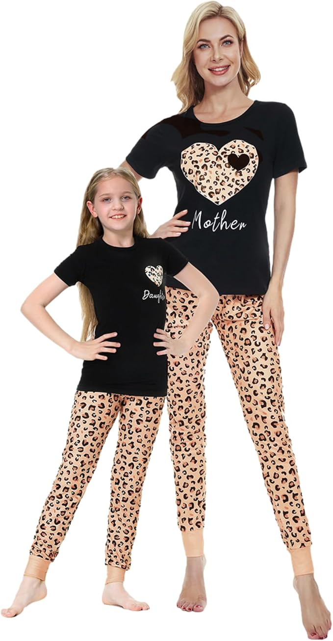 MyFav Mommy and Me Pajamas Heart Print Sleepwear Family Matching Short Sleeve Nightwear | Amazon (US)