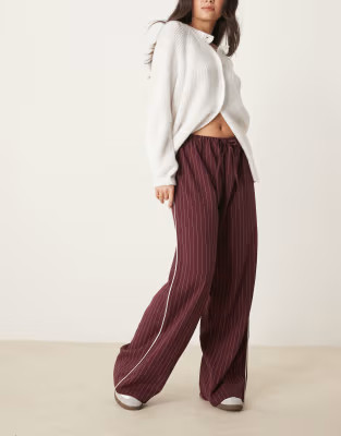 ASOS DESIGN tailored wide leg trouser with contrast side stripe | ASOS (Global)