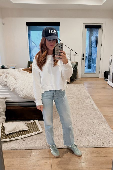 Soccer mom coming in hot! Wearing a small in the free people pullover and a 24 in the mother jeans! They fit tight at first, but stretch out as you wear them to be more comfortable !