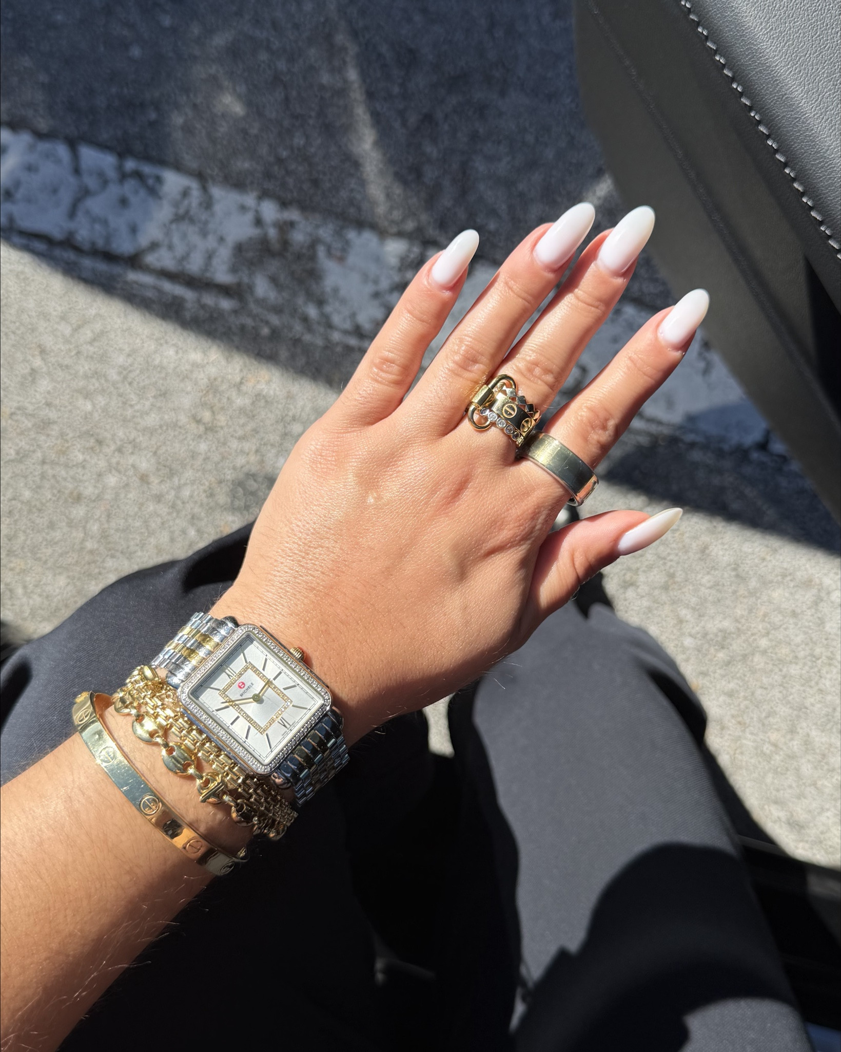 Obsessed with my ring + the anti-scratch cover I got for it!!

#LTKselfcare #LTKFindsUnder50 #LTKfitnessgoals