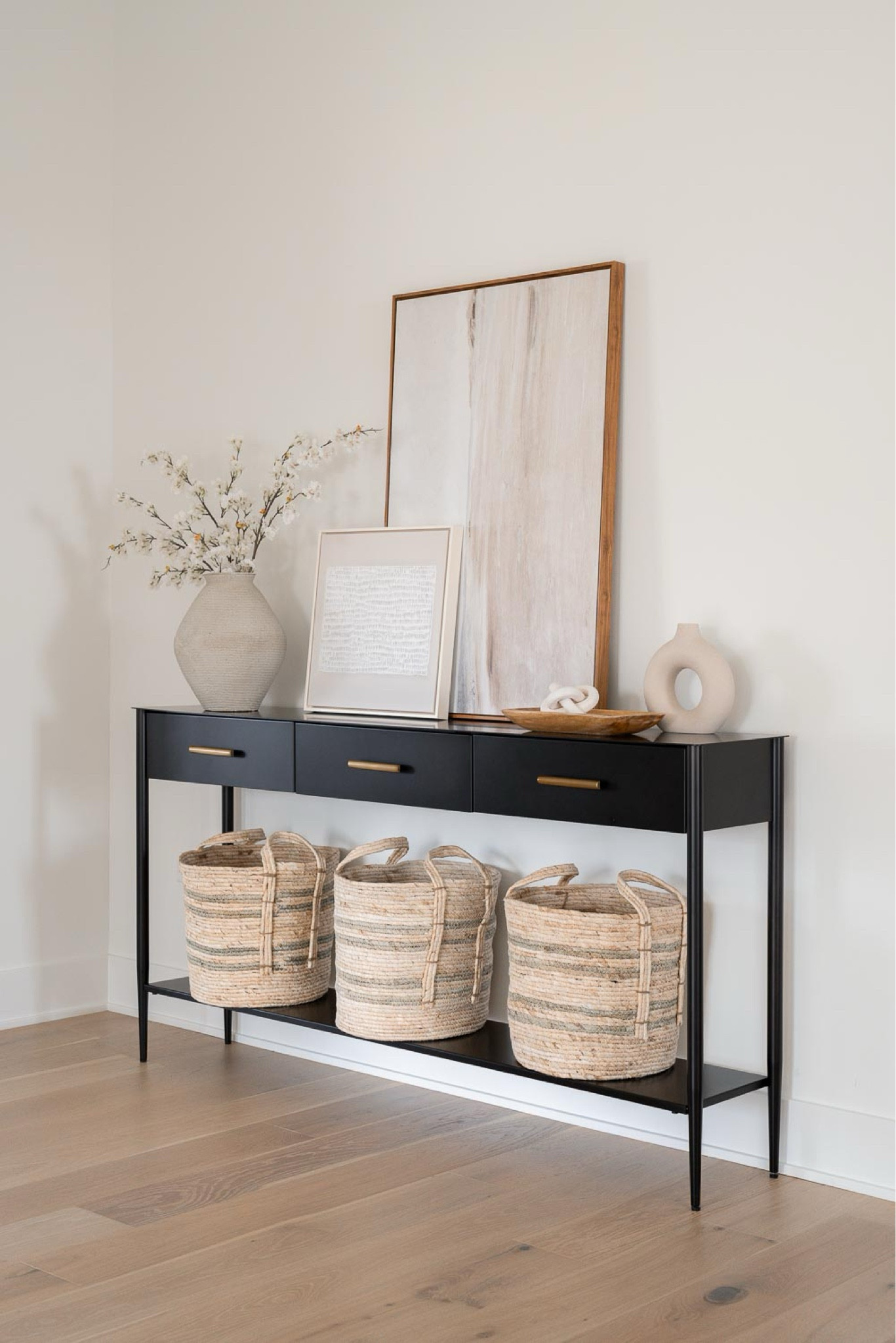 Console table styling with affordable home decor finds from @walmart!
#WalmartPartner

#LTKHome