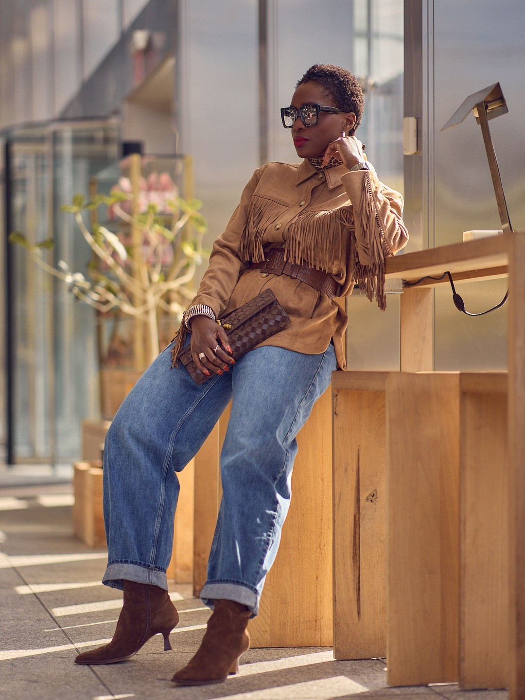 This fringe jacket has all kinds of Fall style benefits! Pair it with barrel jeans and brown boots for an easy elevated casual vibe 💙🤎 The top and jeans are currently on sale so don't miss out! Horsehoes jeans, fringe jacket, suede Fall outerwear, brown leather boots, Autumn style, Fall fashion sales, classic style

#LTKOver40 #LTKStyleTip #LTKMidsize