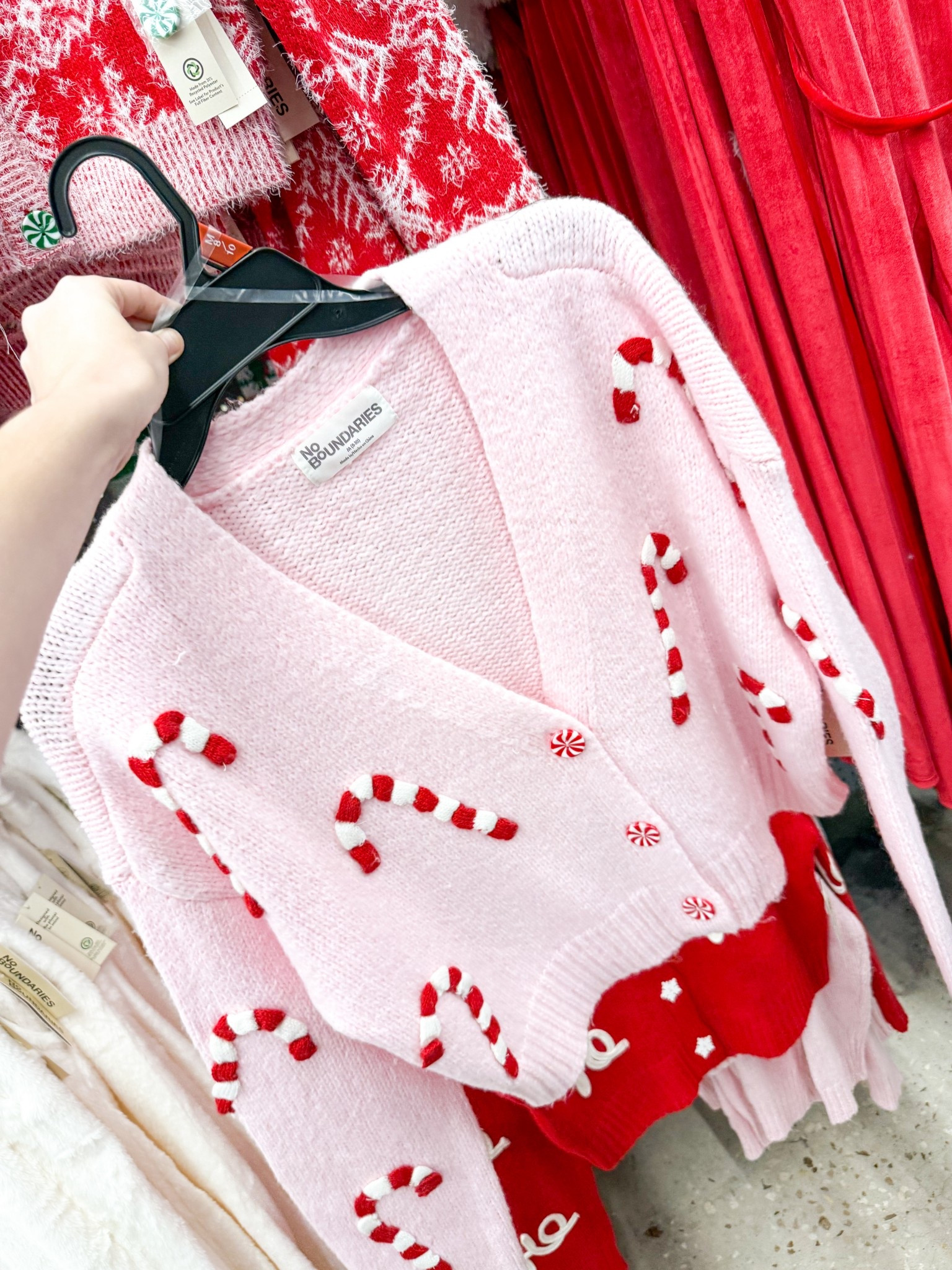Currently punching the air for not putting this in the cart!😭…. Ima go back and get it😍🤣💕


#LTKHoliday #LTKSeasonal #LTKootd